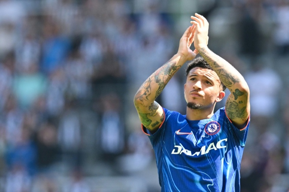 Jadon Sancho - Tài Năng Vẫn Còn Đang Ẩn Mình Khám Phá Bên Trong Một Ngôi Sao Chưa Tỏa Sáng