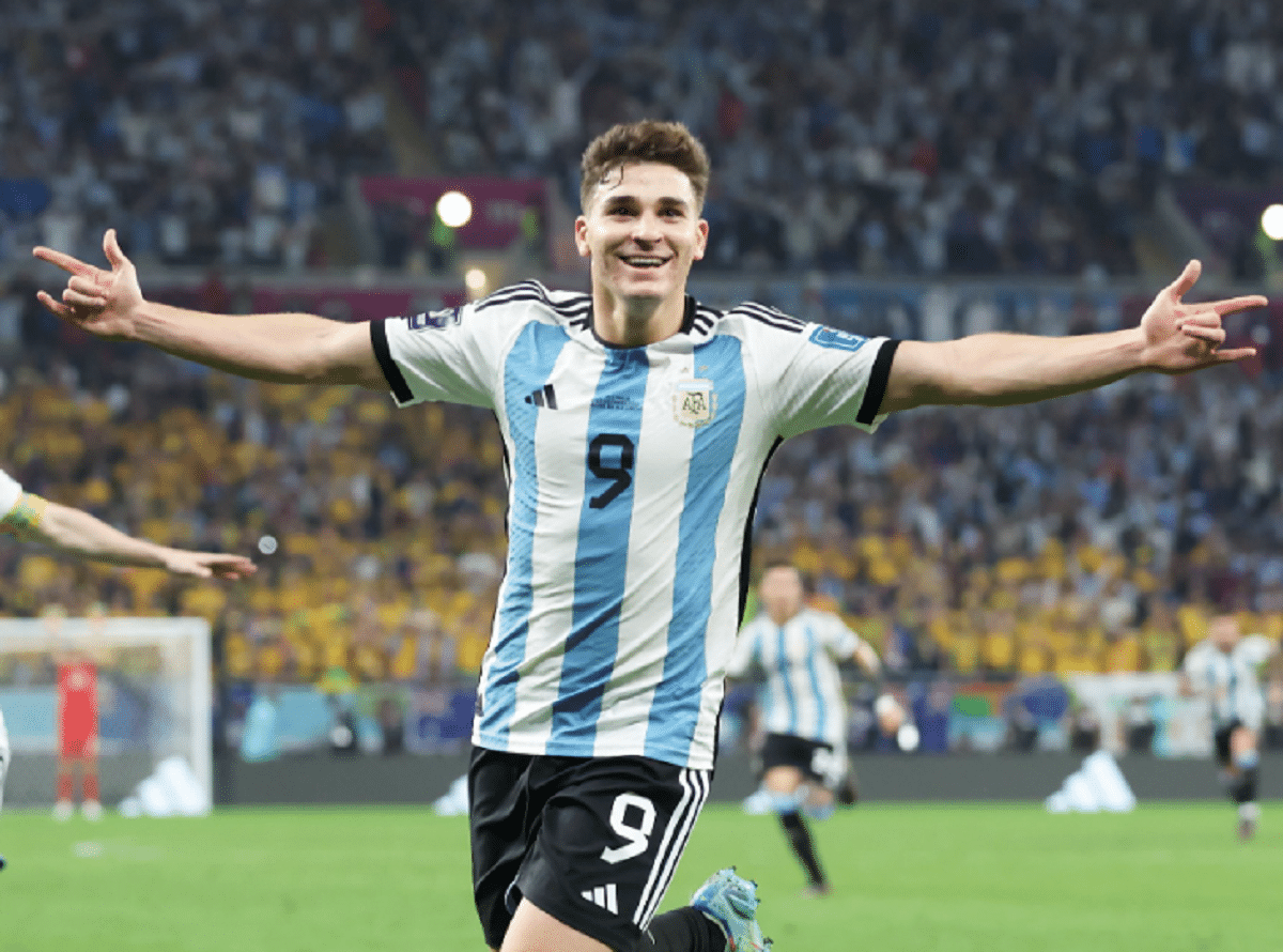 Julián Álvarez - Sát Thủ Thầm Lặng Của Argentina
